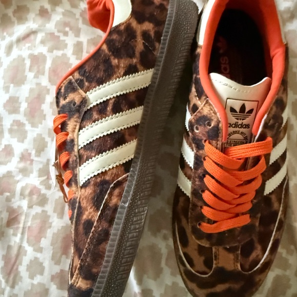 Adidas Leopard Print Sneakers with Orange Highlights - Picture 2 of 8